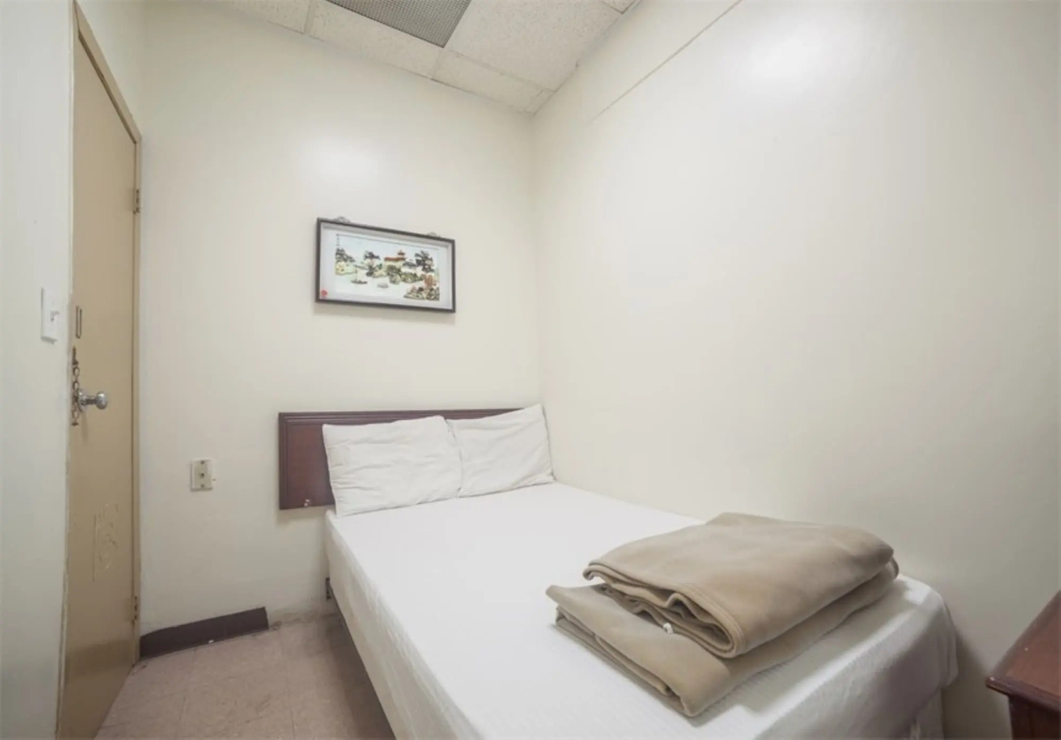 Bowery Grand Hotel - Hostel