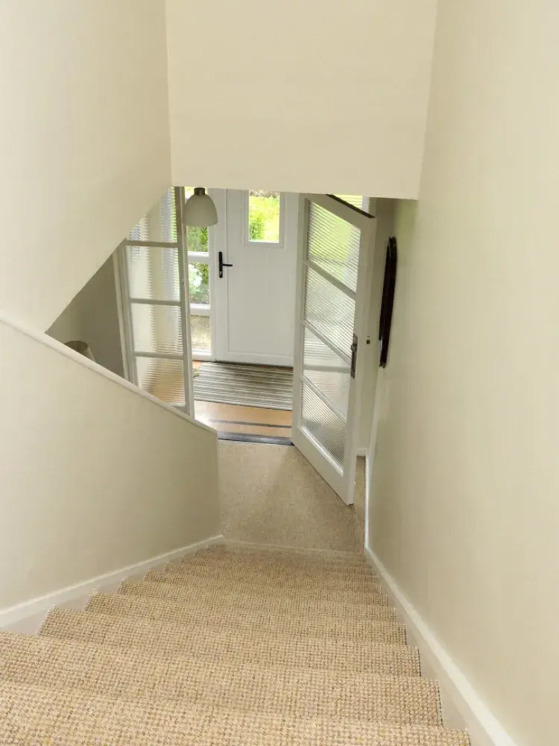 Portrush - Hope Cottage - sleeps 5 guests  in 3 bedrooms