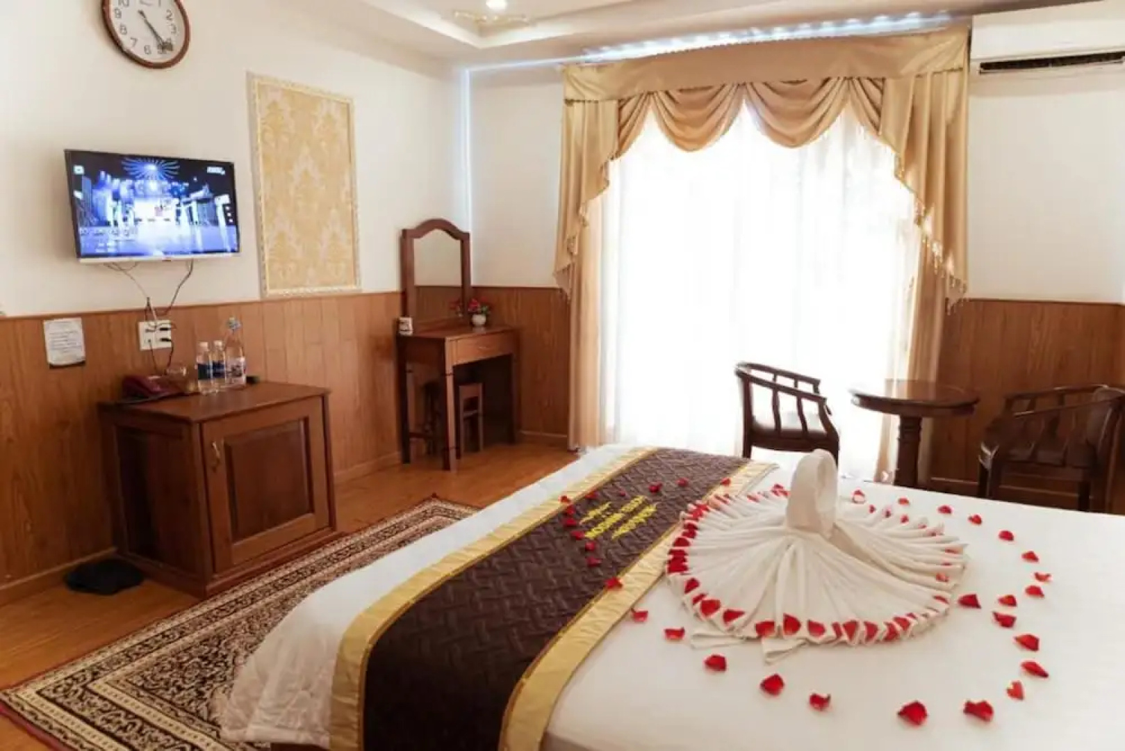 Window 1 Hotel