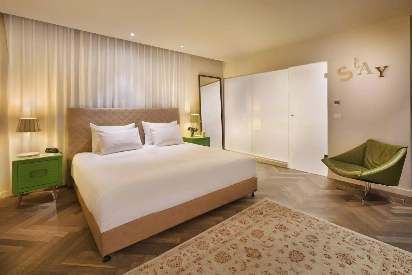 Jacob Shenkin Hotel