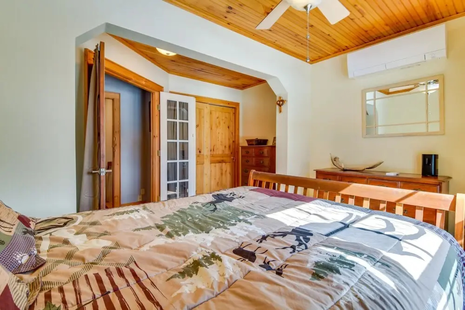 Private Bethel Cabin w/ Covered Deck: 5 Mi to Town