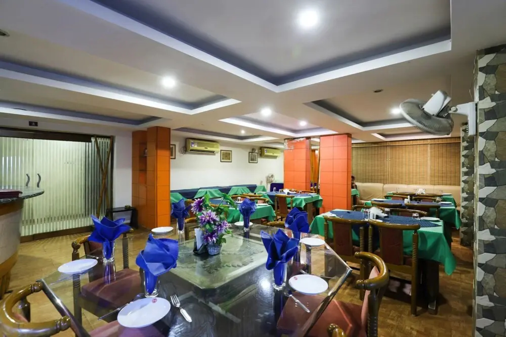 Hotel Gokul