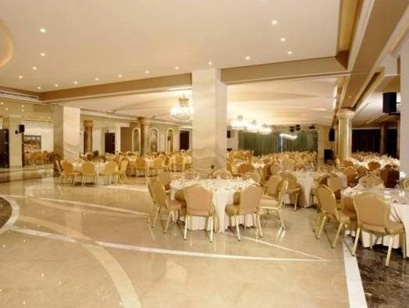 Castel Mare Hotel & Resort