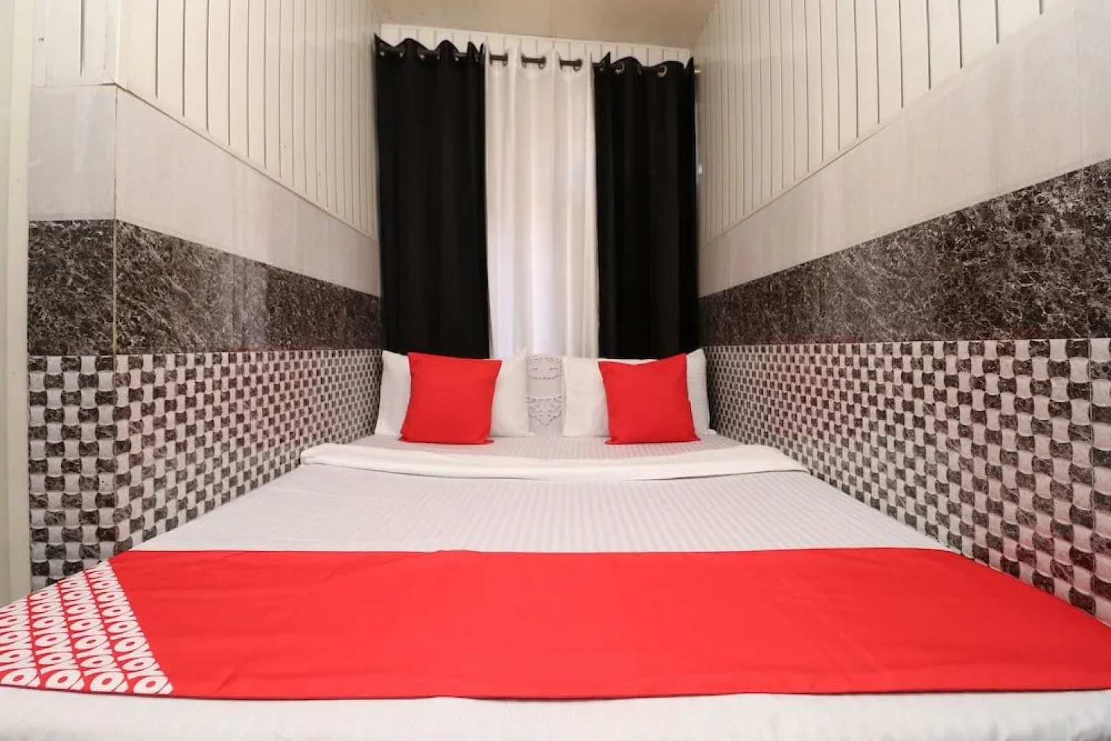 Oyo 28476 Jalandhar Guest House