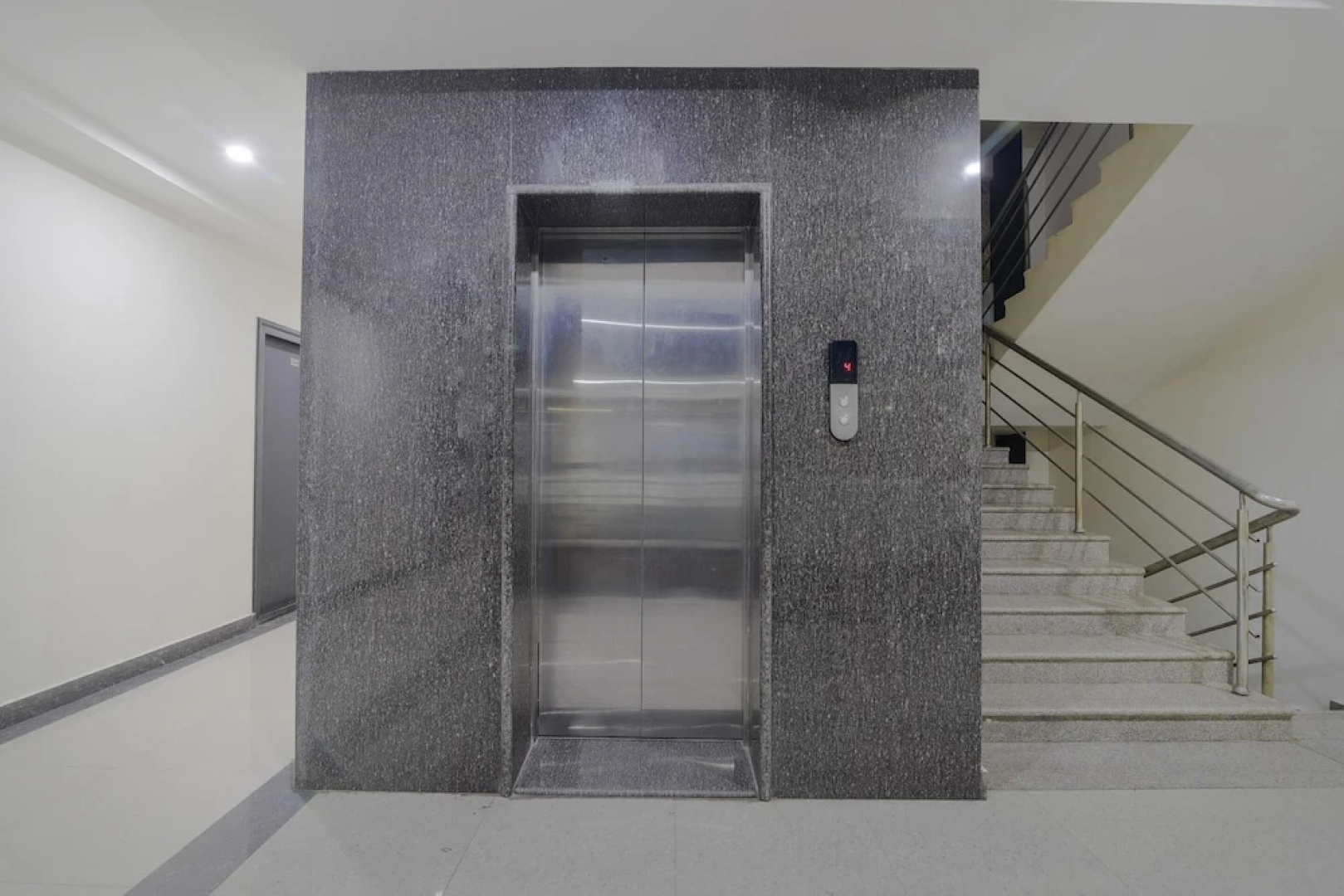 Ms9 Guest Inn by OYO Rooms