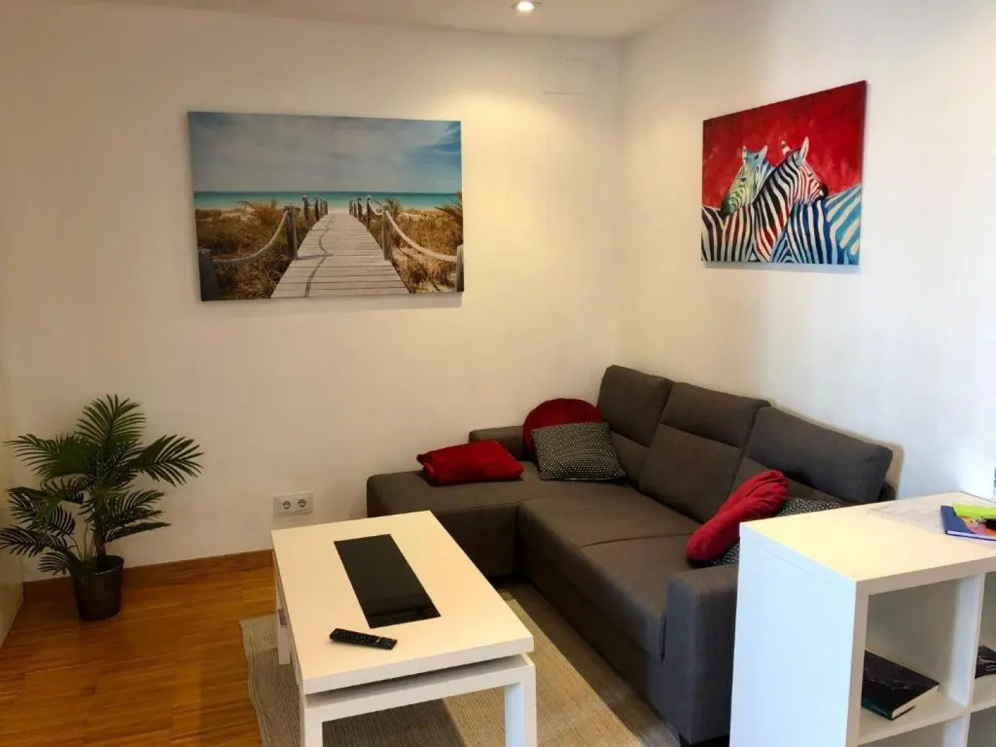 Apartamento BAIONA centro al lado parador y playa