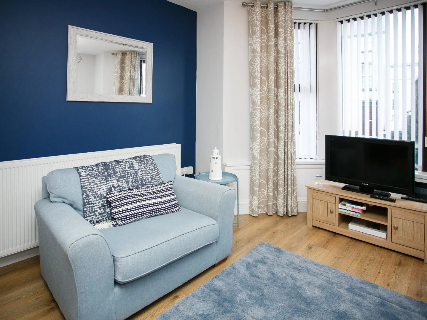 The Nautical Apartment