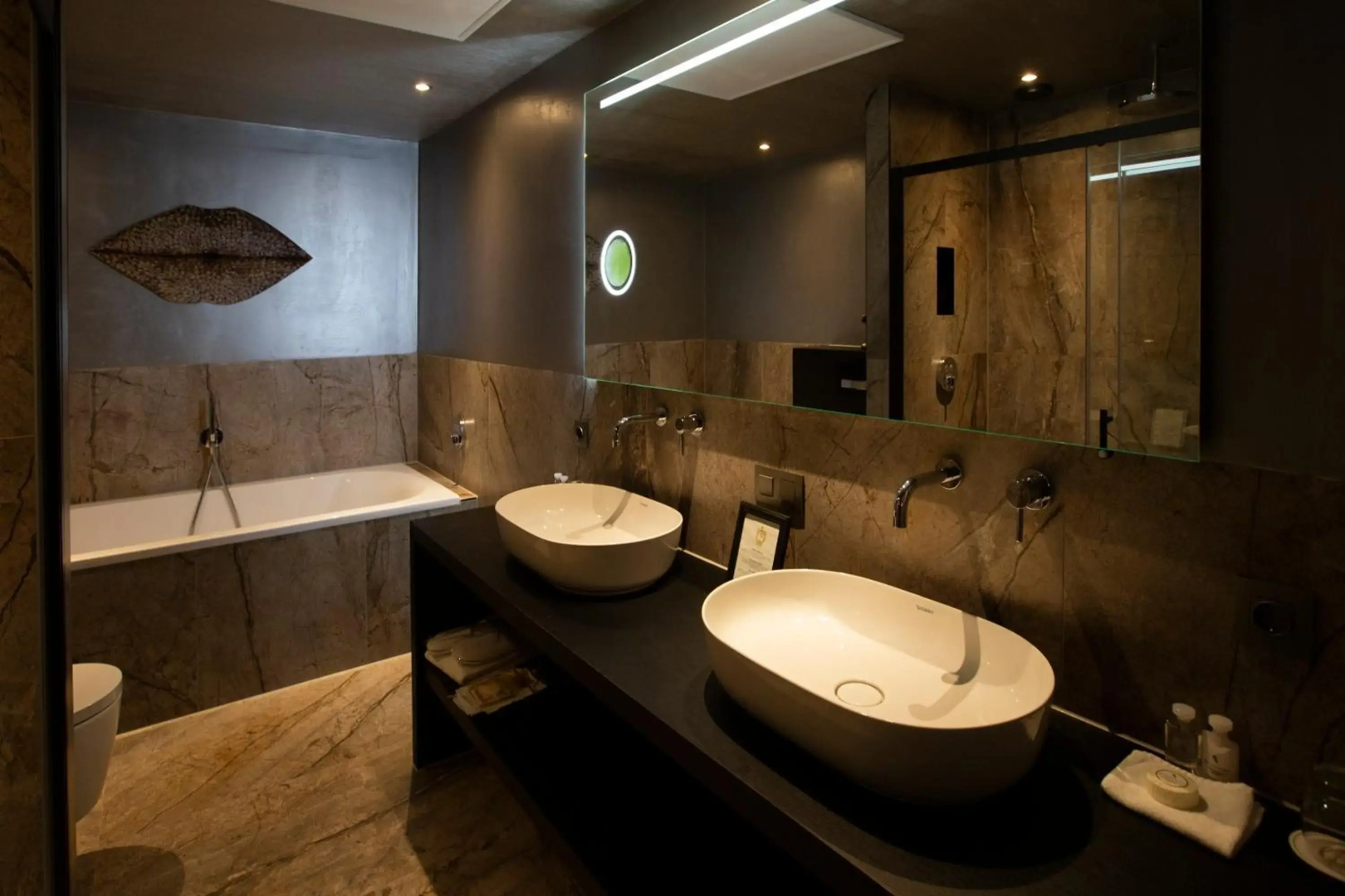 Landhuishotel & Restaurant De Bloemenbeek