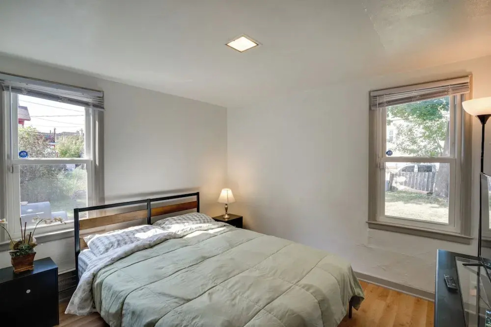 Walk to Main St Fond du Lac: Retreat w/ Yard