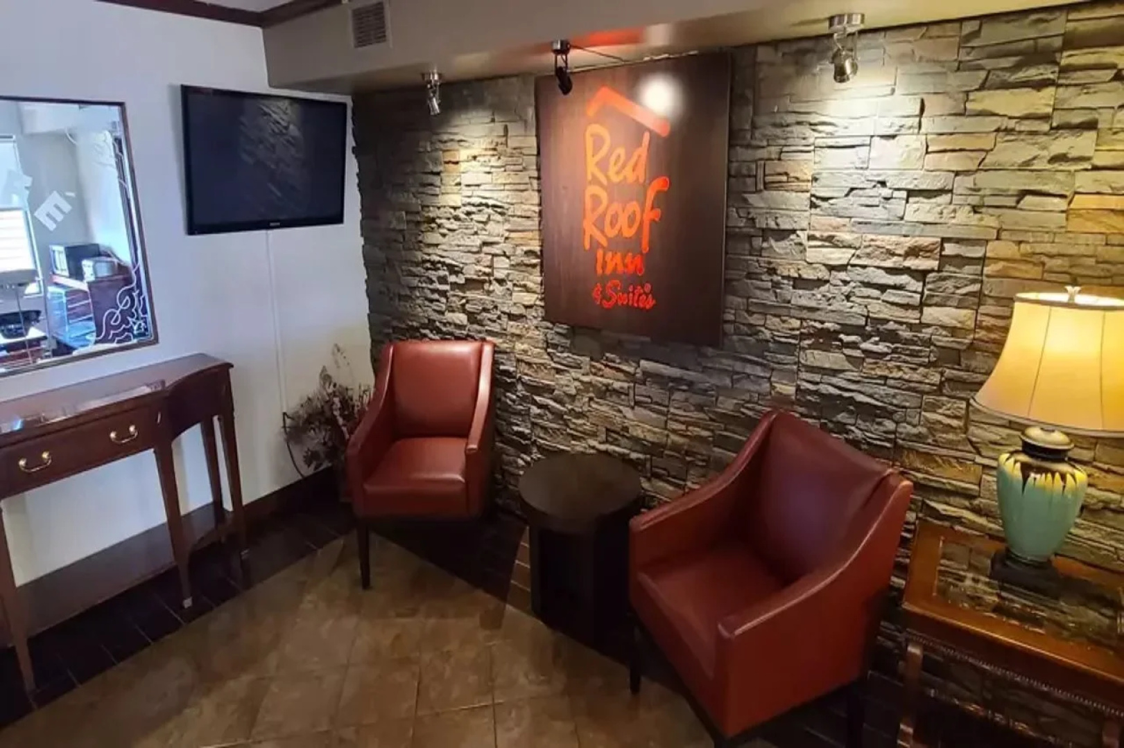 Red Roof Inn & Suites Cornelius – Lake Norman