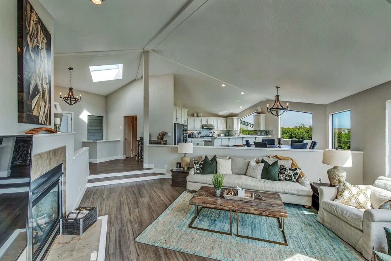 Stunning Ocean-view W/ Private Hot Tub 3 Bedroom Home