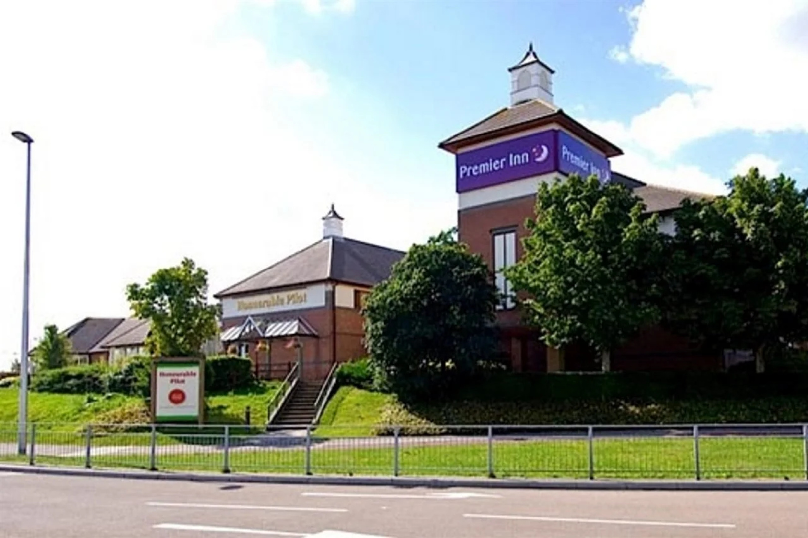 Premier Inn Gillingham Business Park