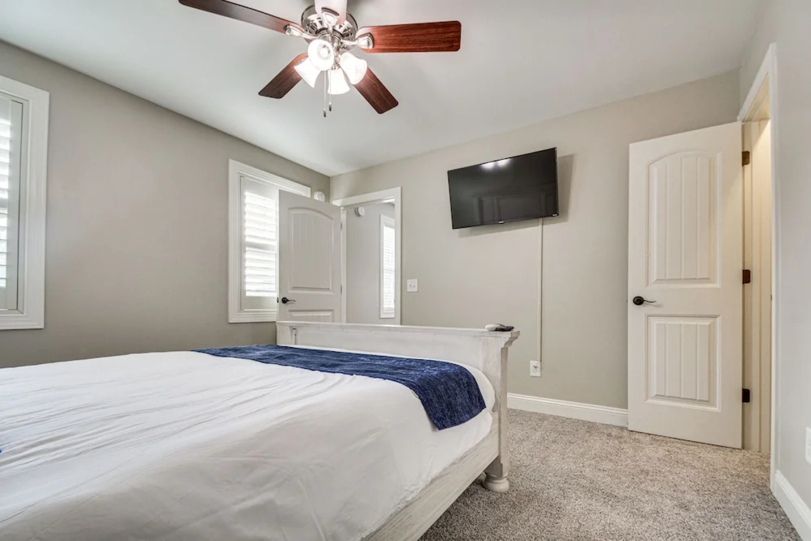 Spacious Home w/ Fireplace - Near Pinehurst Golf!