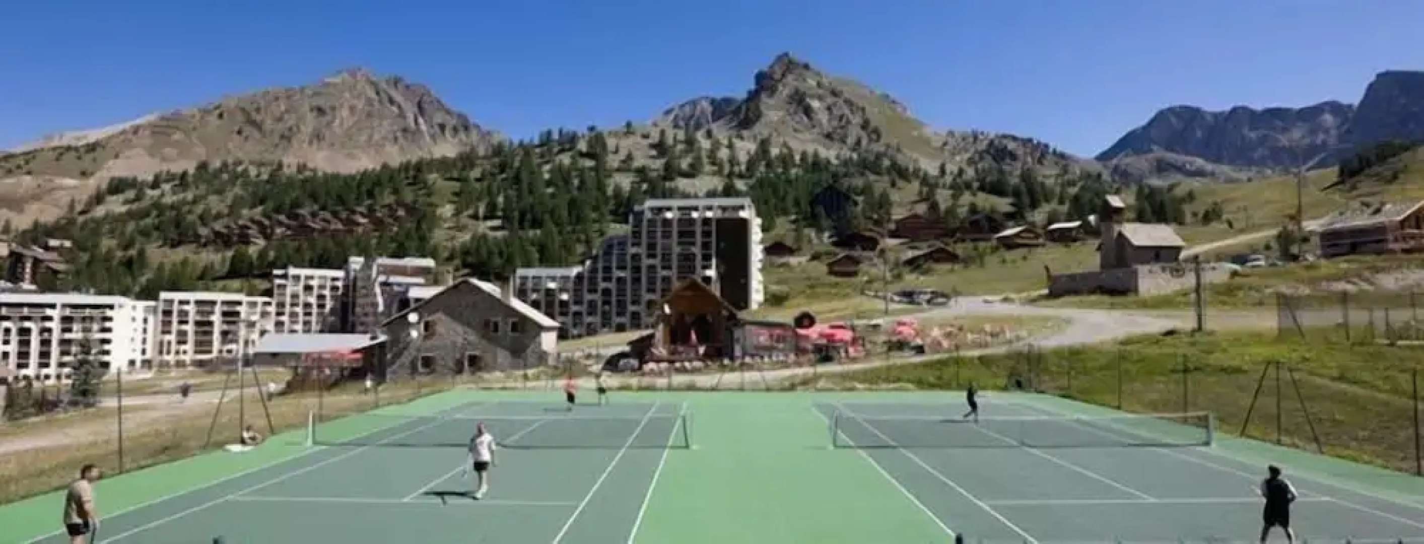 Madame Vacances Les Chalets D'Isola