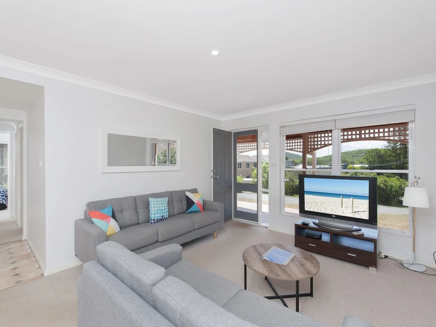 Surf Break - 10A Tuna (Downstairs)