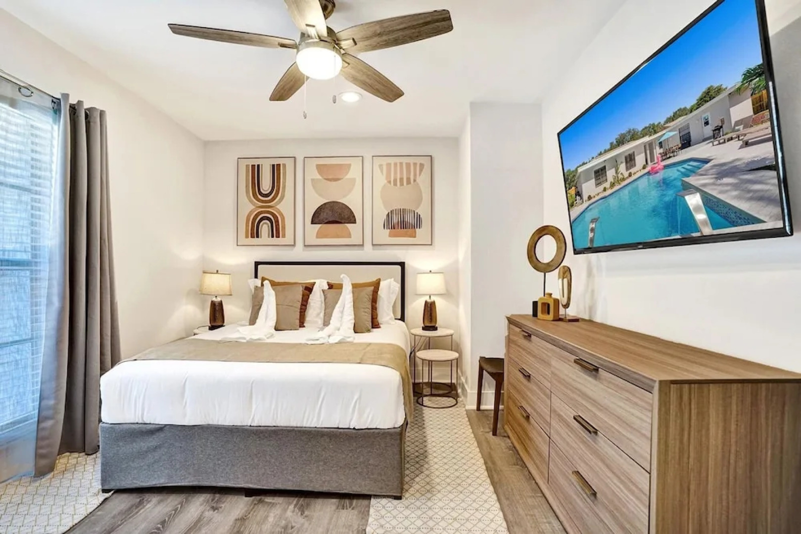 7 Br Home with Pool Gameroom & Soccer