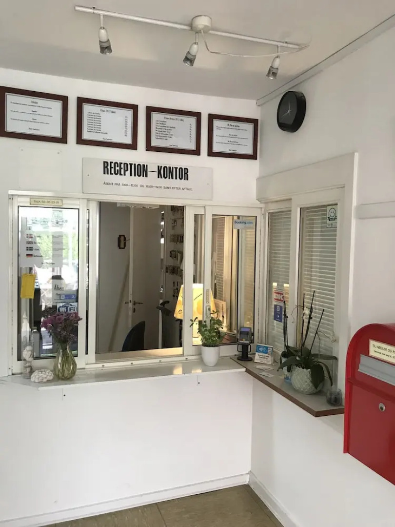 Rønne Vandrerhjem - Hostel