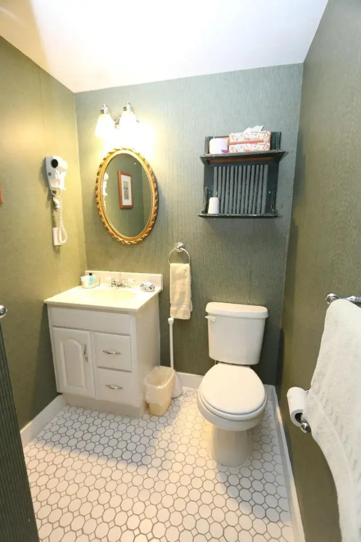 The Cornell Inn, Lenox & The Berkshires