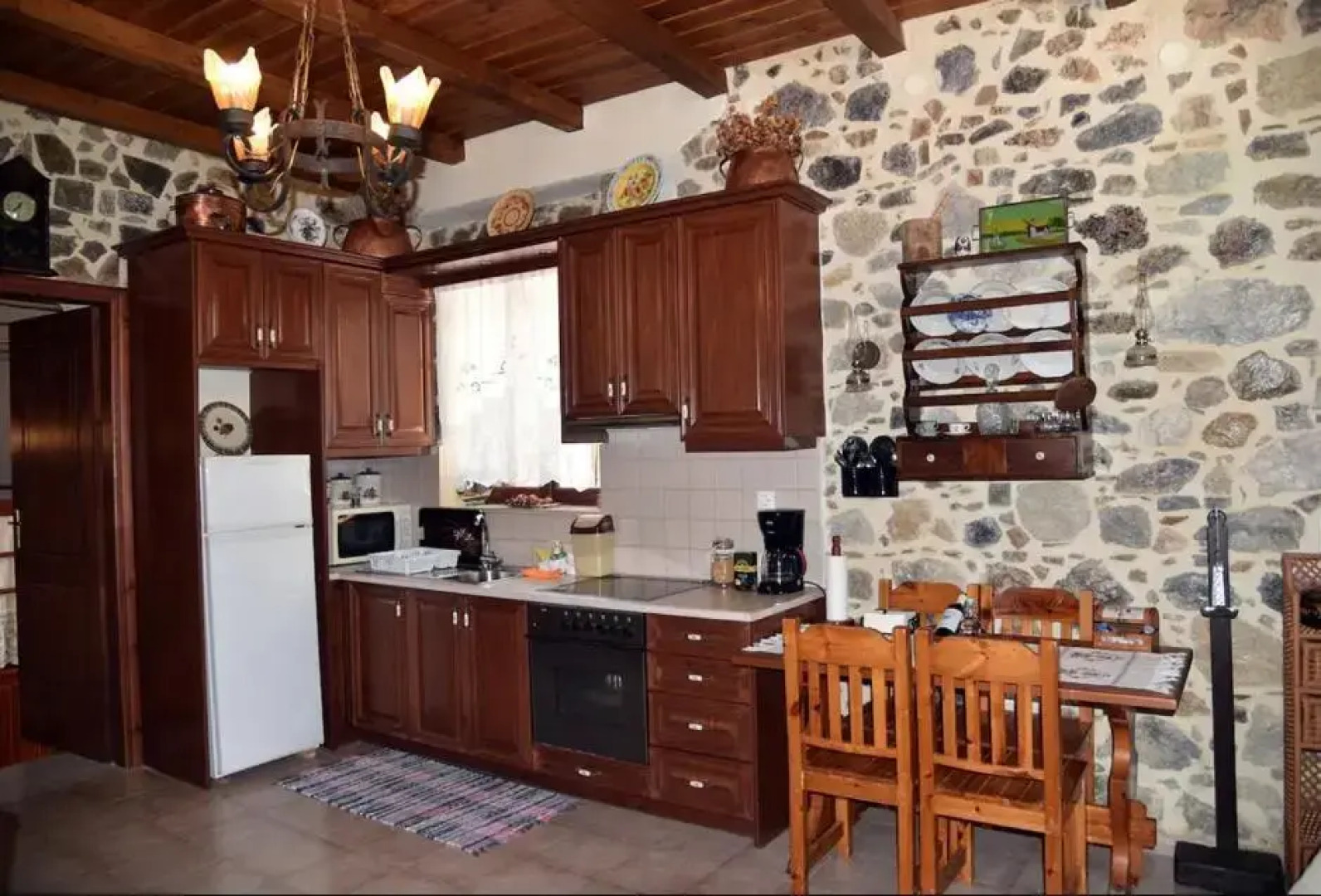 Traditional Residence with terrace