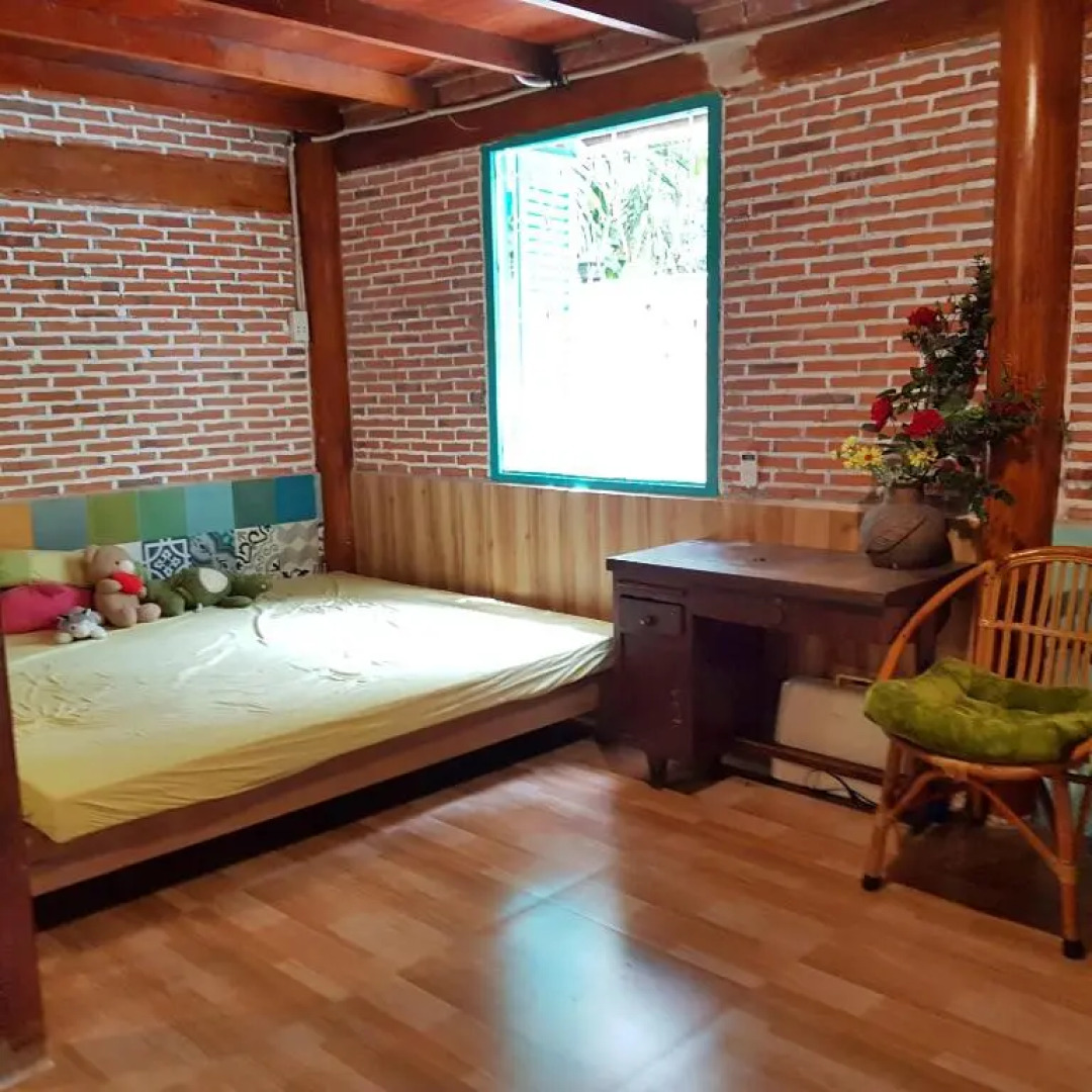 Hà Phan Holiday House