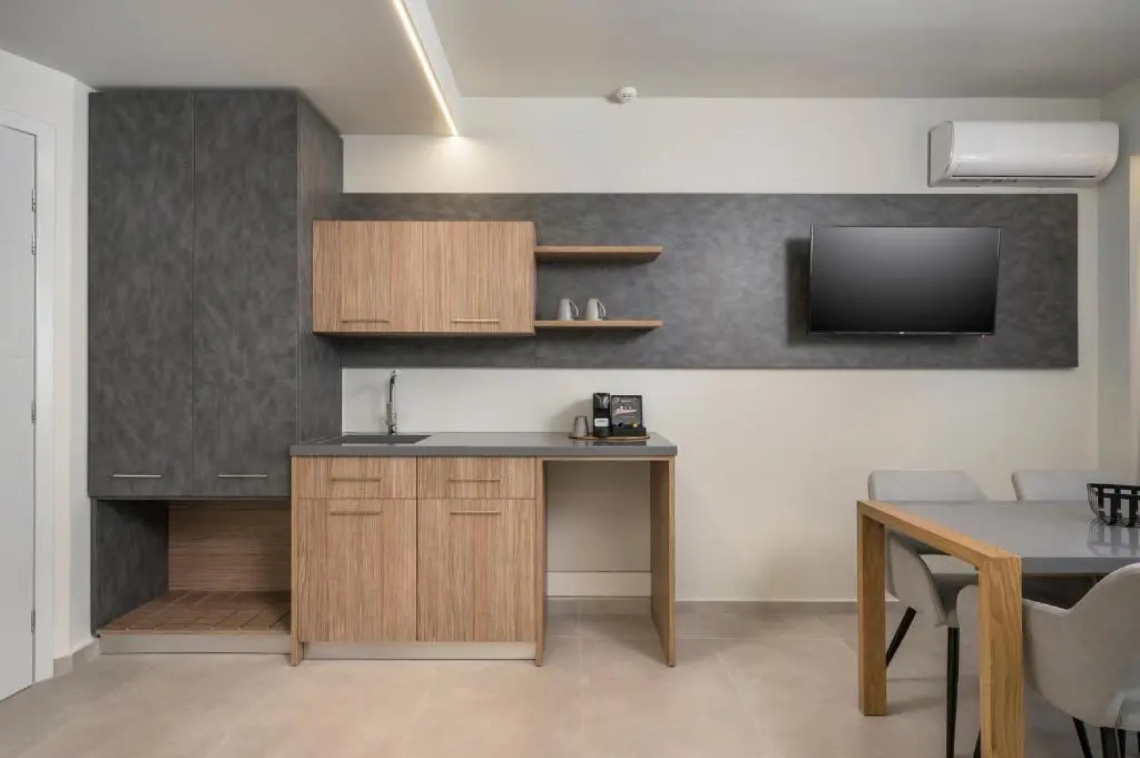 Alkionides Seaside Apartments