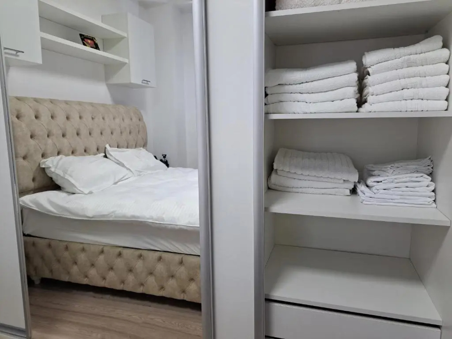 Bob Residence & pool