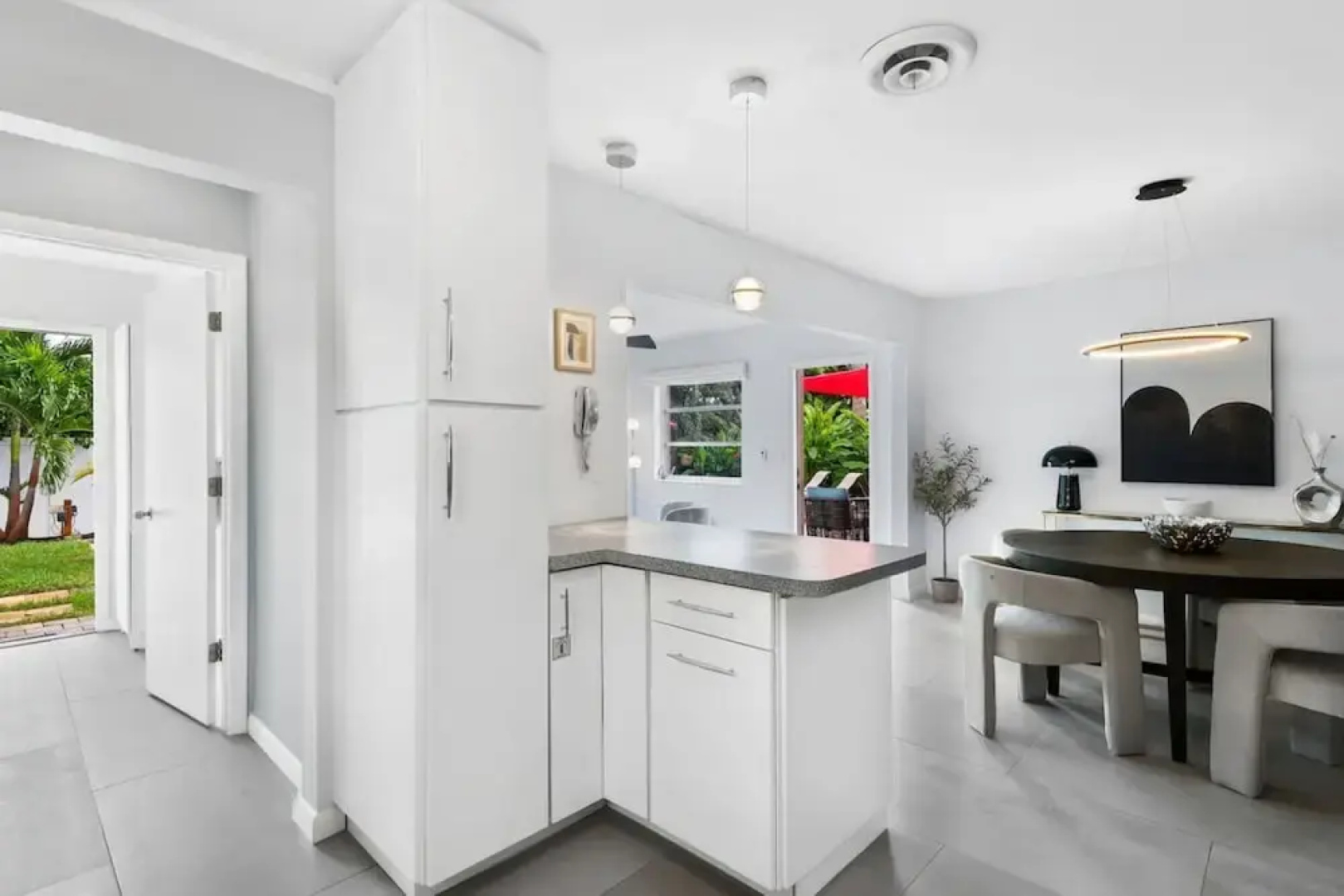 Oasis Backyard With Heated Pool Oakland Park