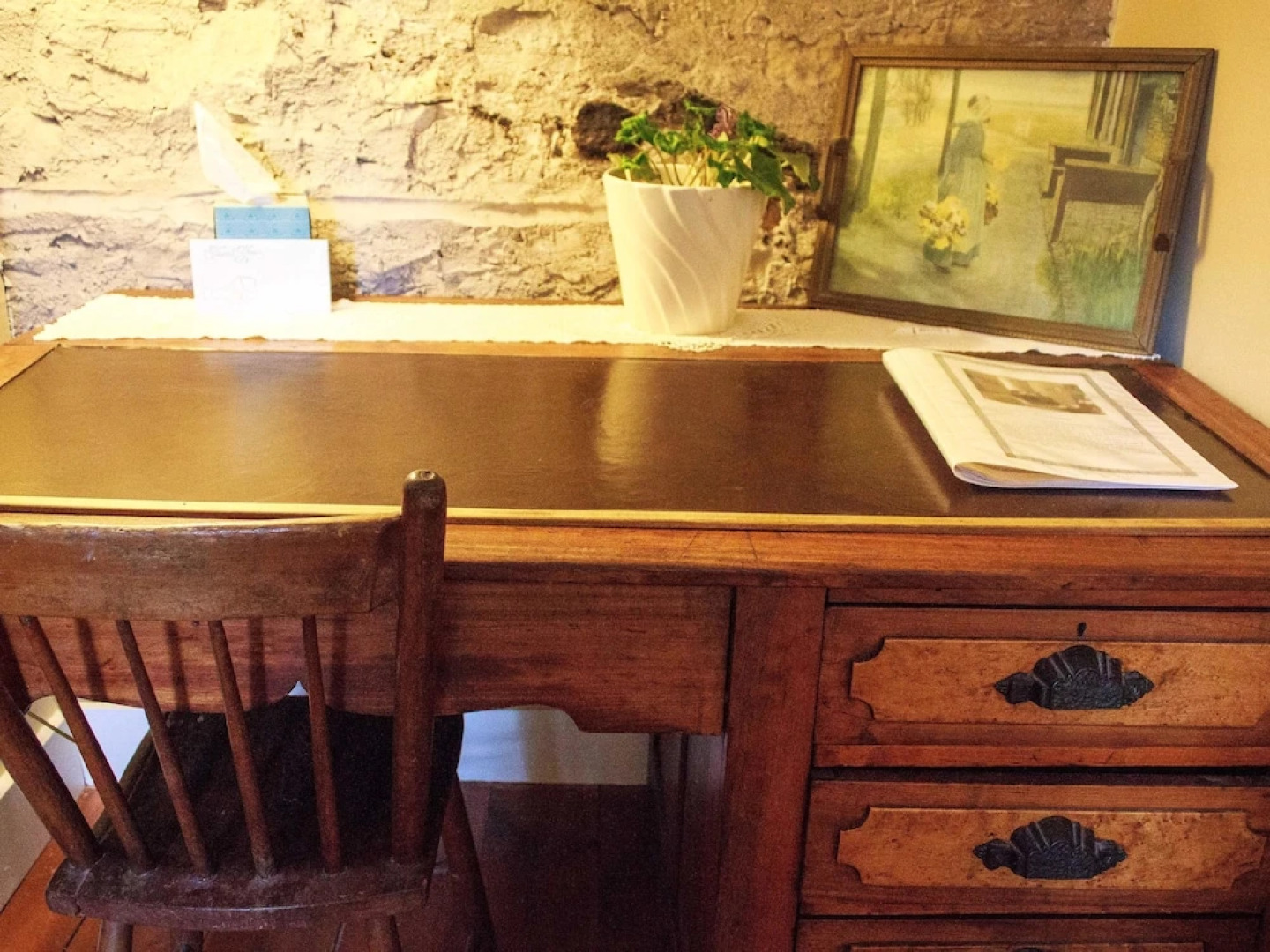 The Stagecoach Inn Bed & Breakfast and Five20 Social Stop