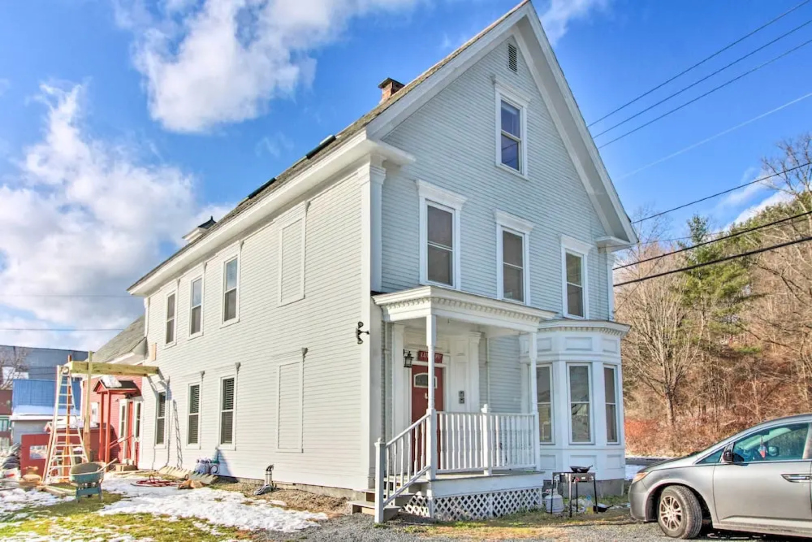 Comfy Ludlow Apartment ~ 3 Mi to Okemo Resort