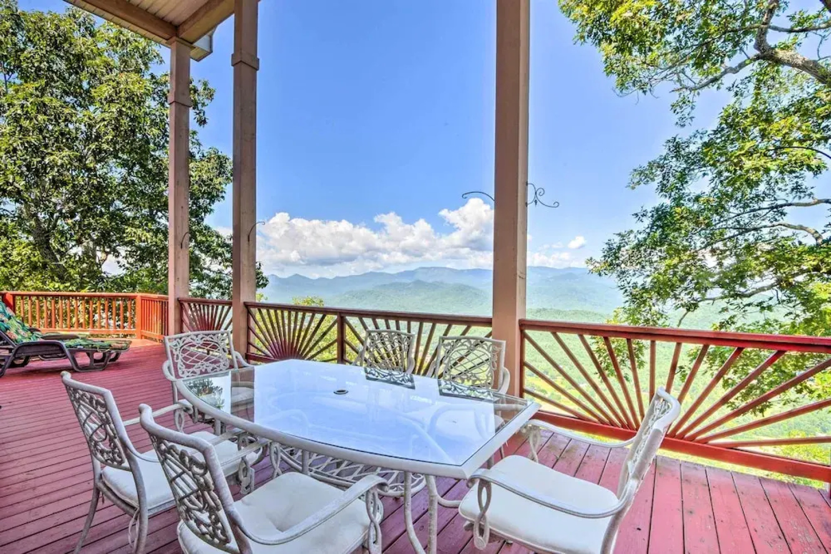 Sky Valley Home w/ Mtn View, 5 Mi to Rabun Bald!