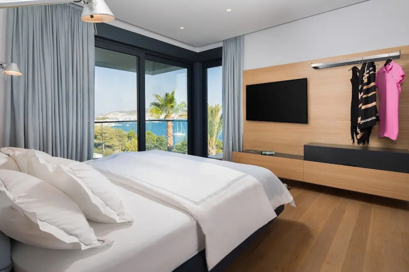 Ultraluxury Villa Elyzeum