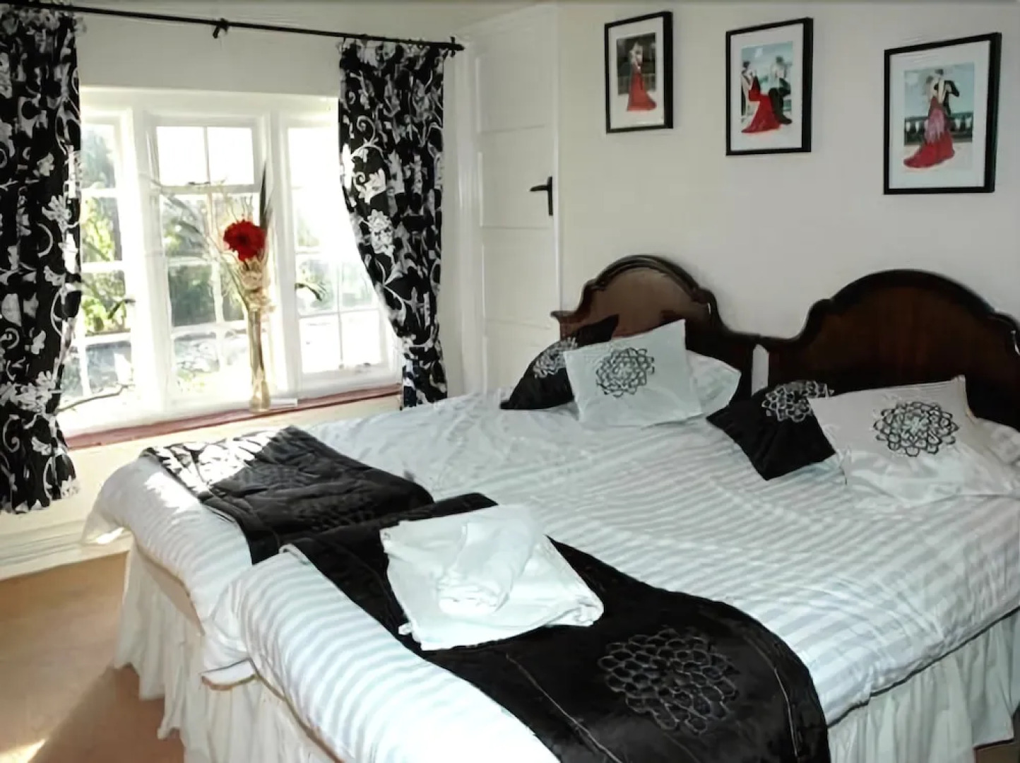 The Friendly Spirit Inn