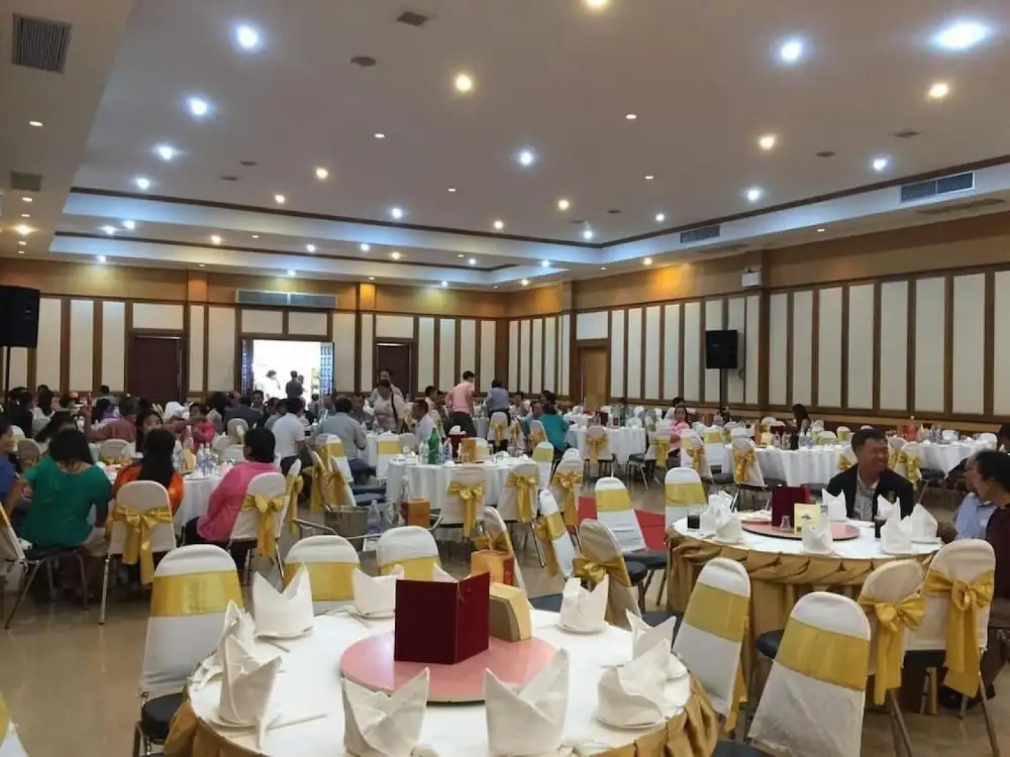 Tangerine Ville Hotel