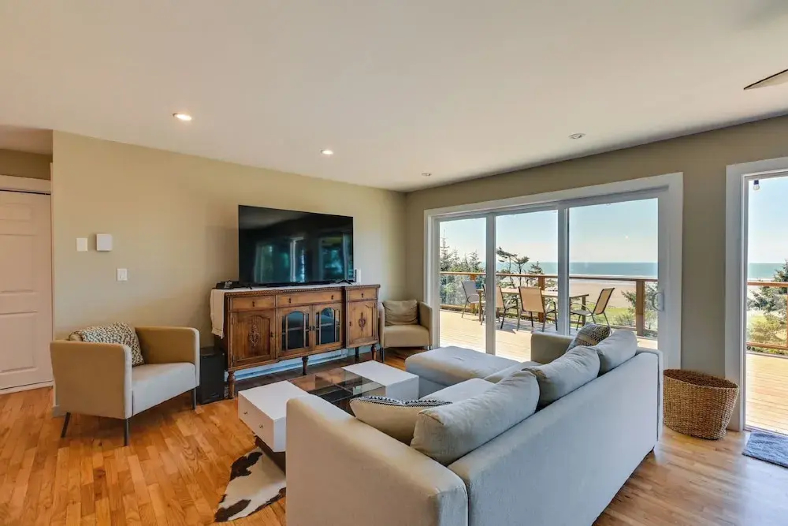 Moclips Home w/ Hot Tub & Stunning Beach Views!