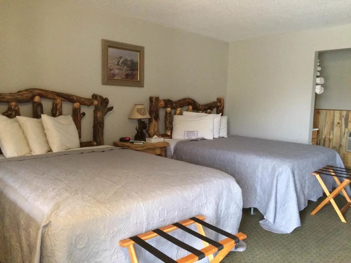 Yellowstone Valley Inn