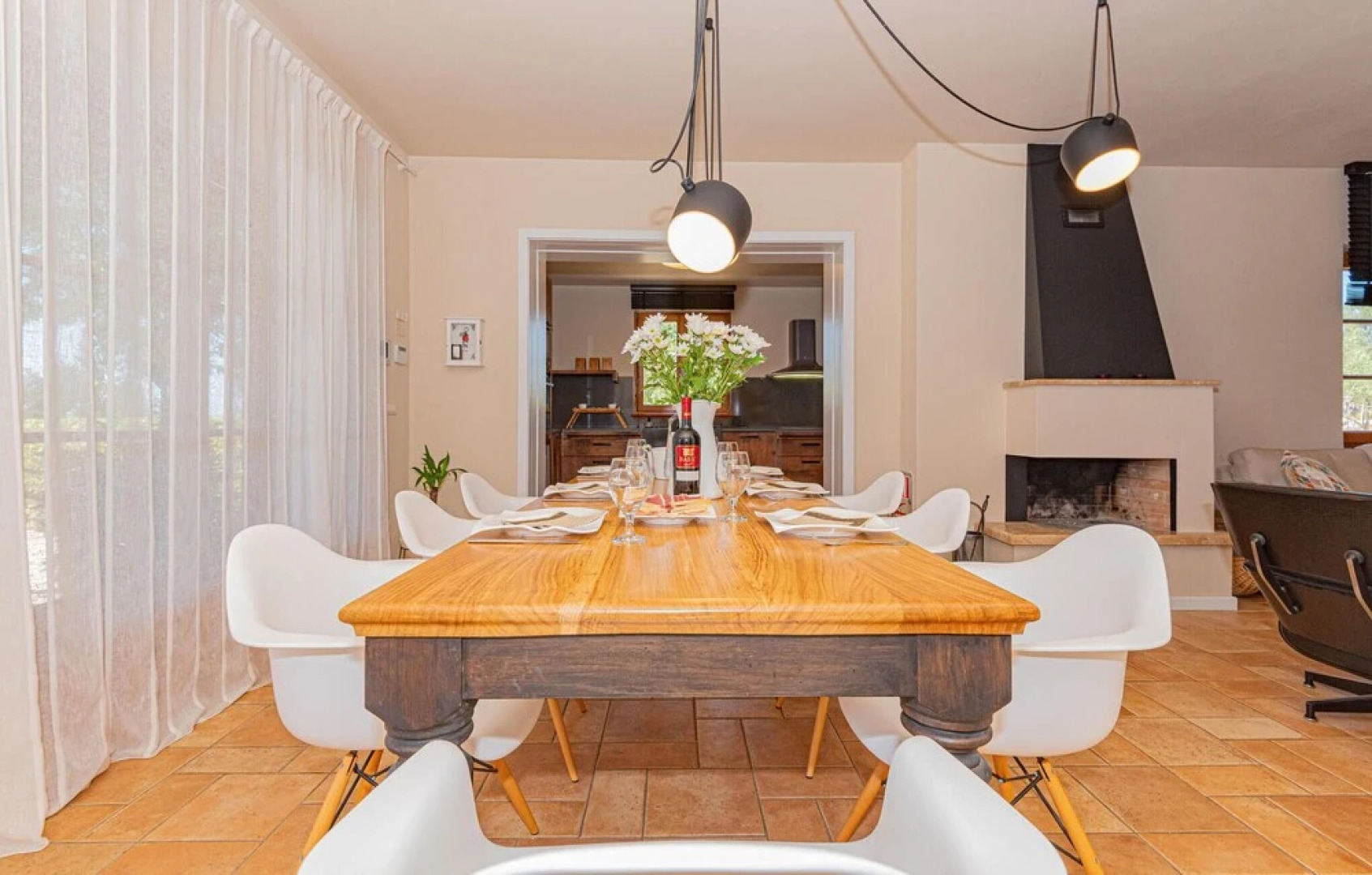 Amazing Home in Jadrija with Hot Tub, Sauna & 4 Bedrooms