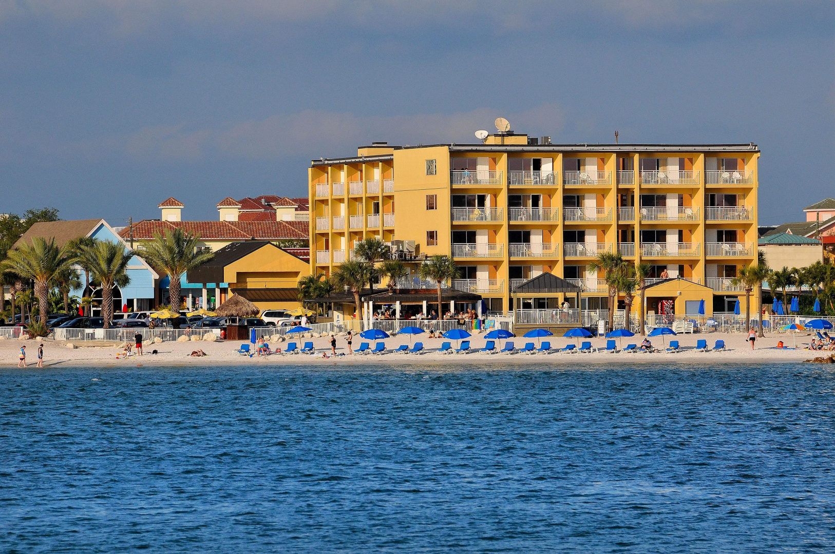 Dolphin Sands Clearwater Beach, an Ascend Collection Hotel