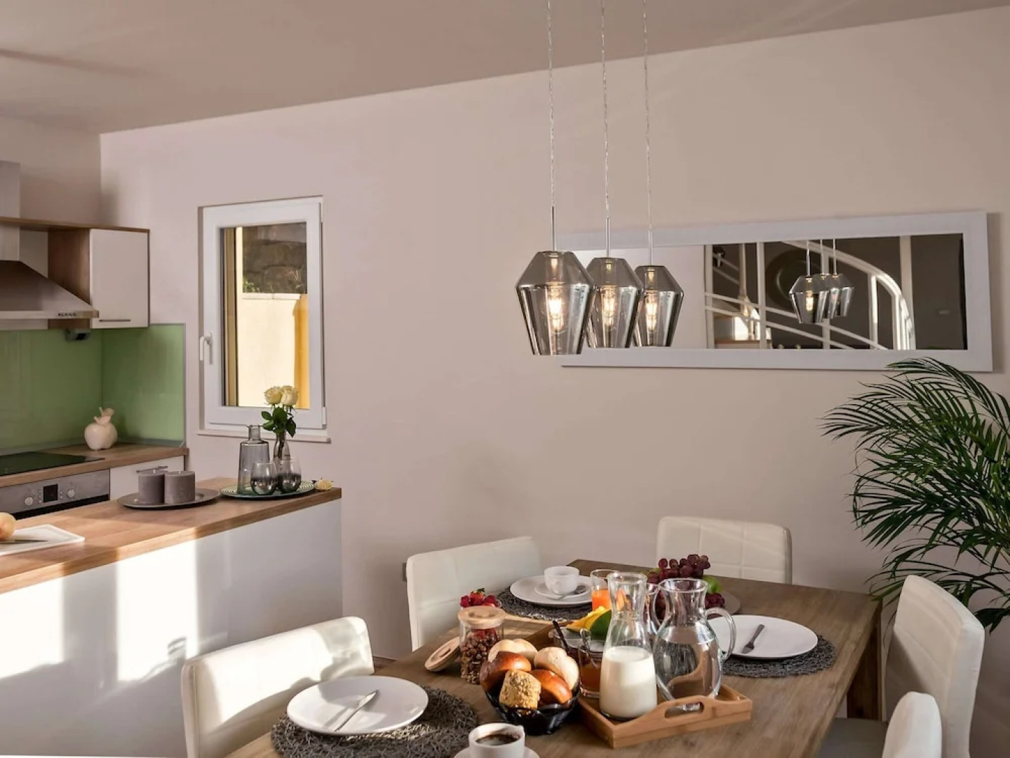 Luxury Villa Lelu With Heated Saltwater Pool, Parking, High Speed Internet, Bbq, el. car Charge T2