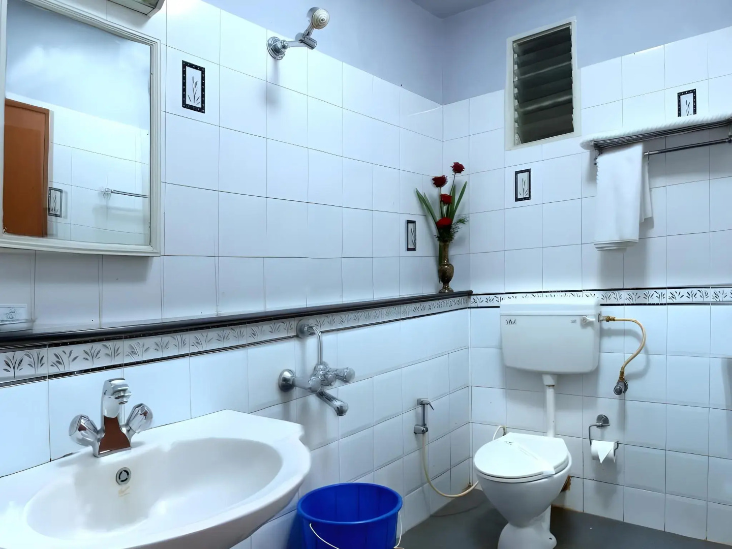 Hotel Hilltop Towers