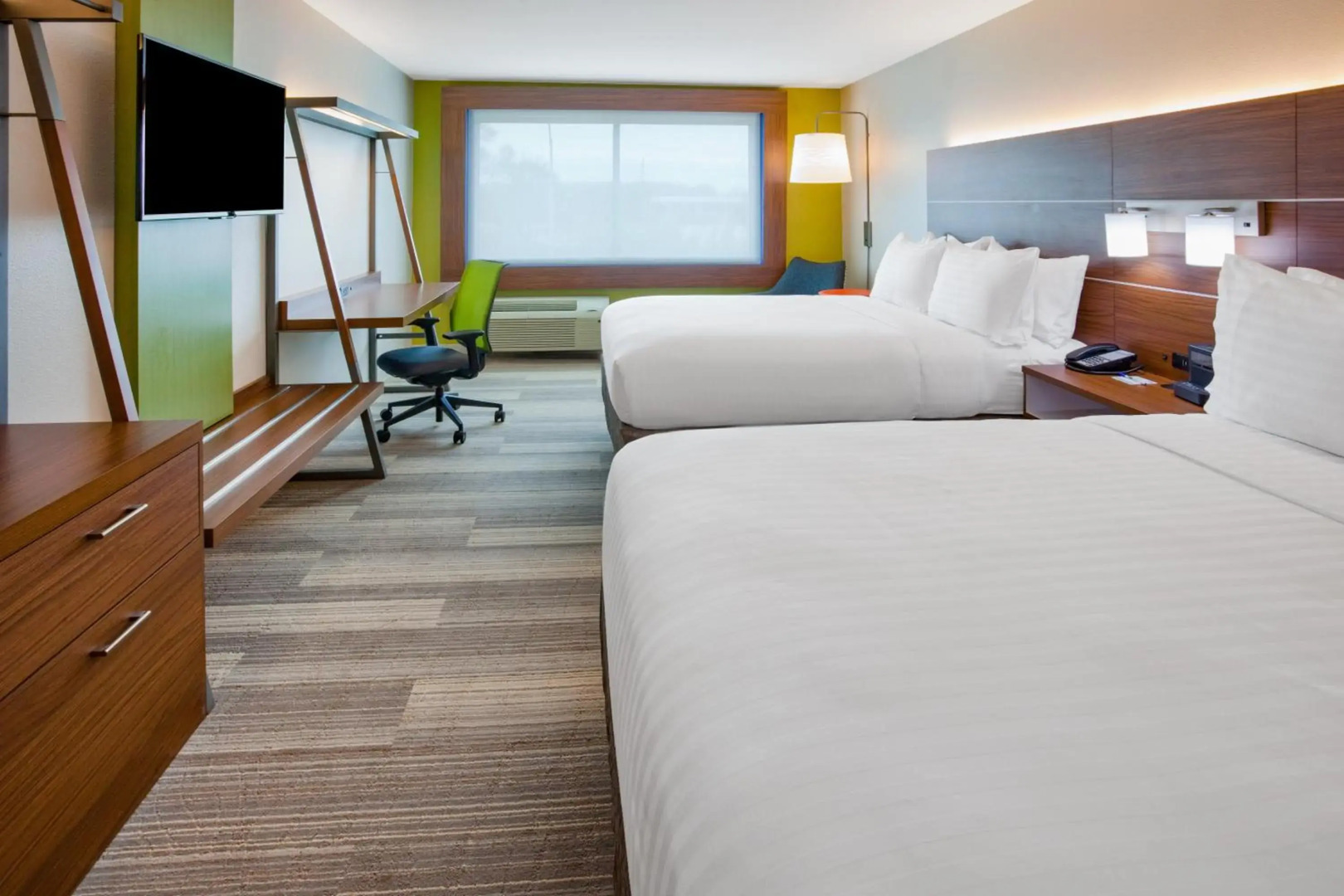 Holiday Inn Express & Suites Des Moines Downtown by IHG