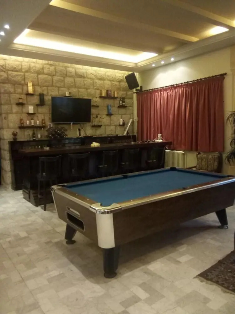 Palace Hostel Bsharry