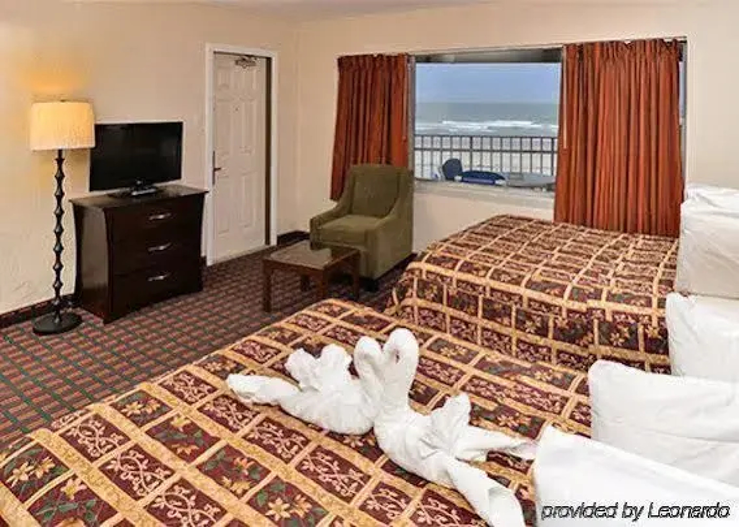 Sunrise Inn On The Beach