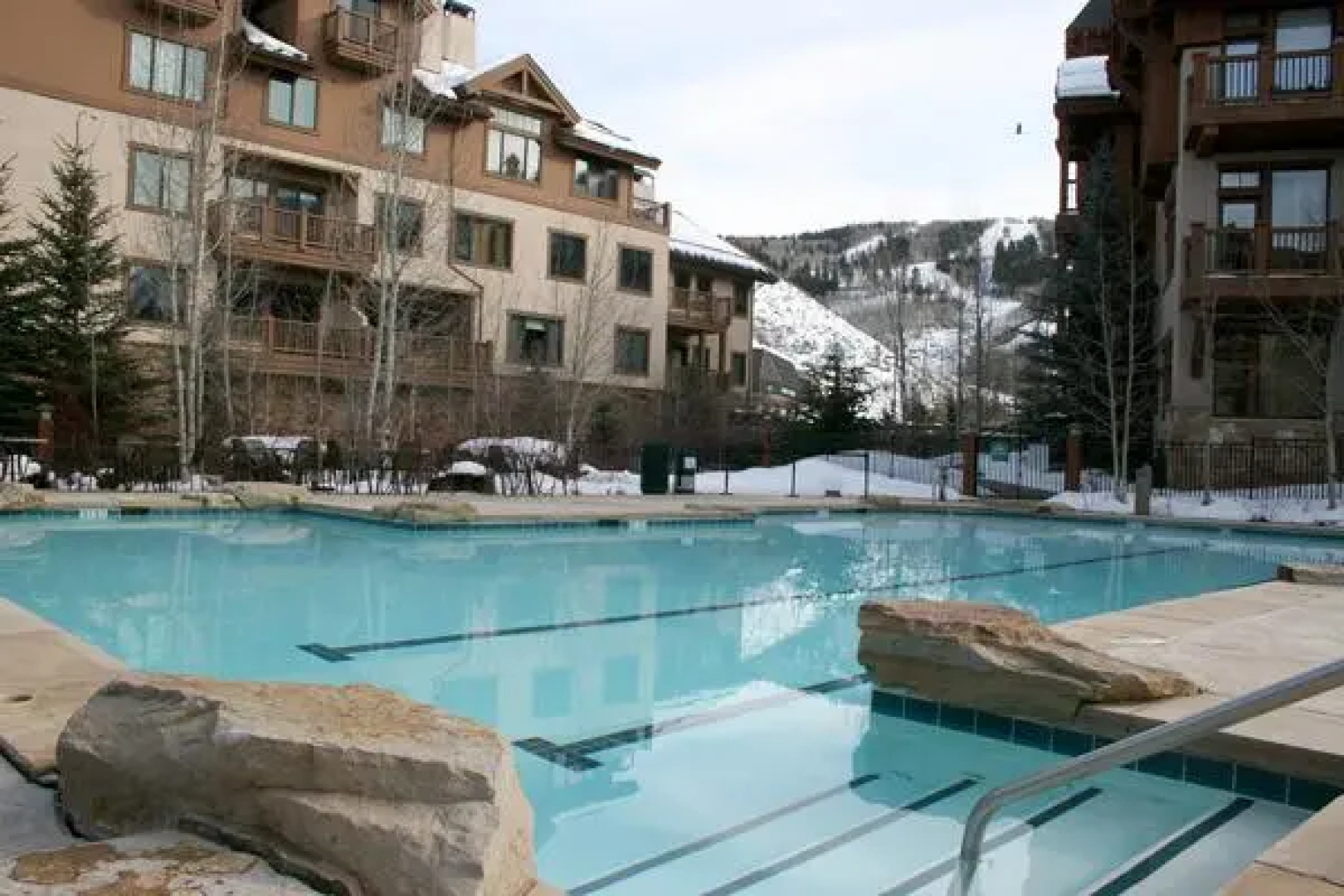 Seasons Lodge at Arrowhead: Beaver Creek Condo!