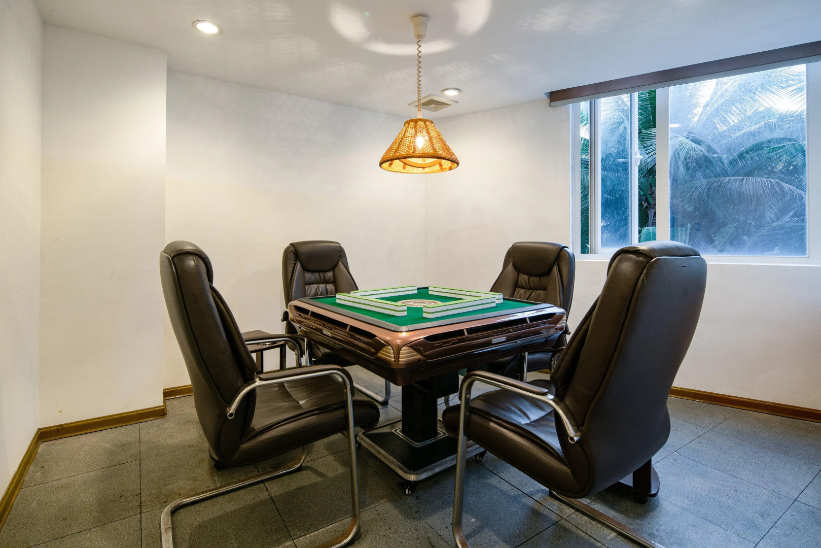 Отель Crowne Plaza Resort Sanya Bay