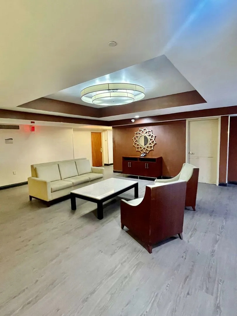 Brandywine Plaza Hotel