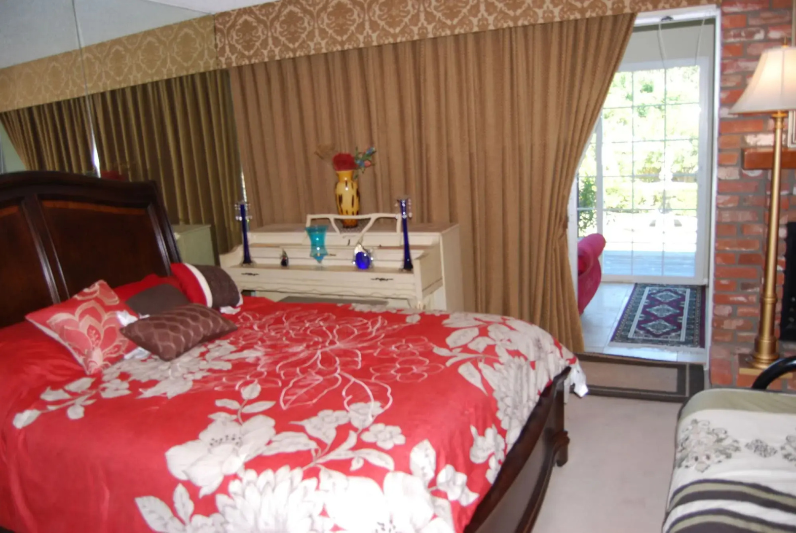 Bed and Breakfast in Hollywood Hills
