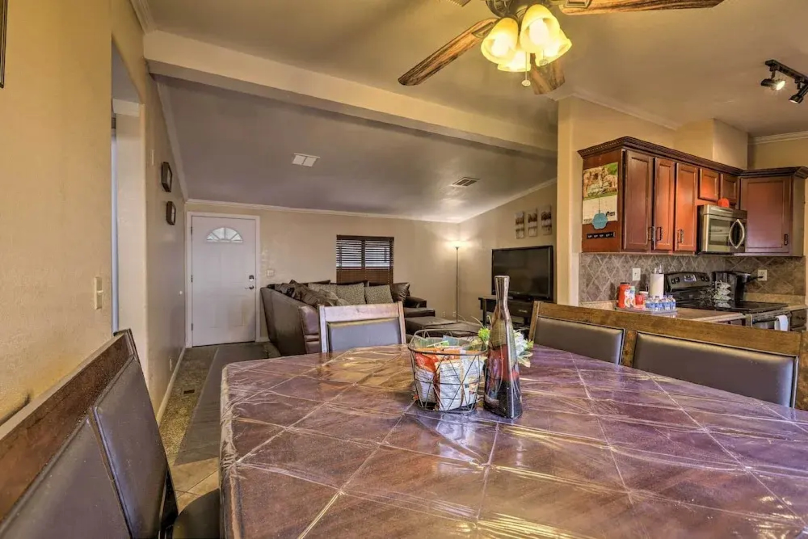 3 Mi to Lake Powell: Page Home w/ Patio & BBQ