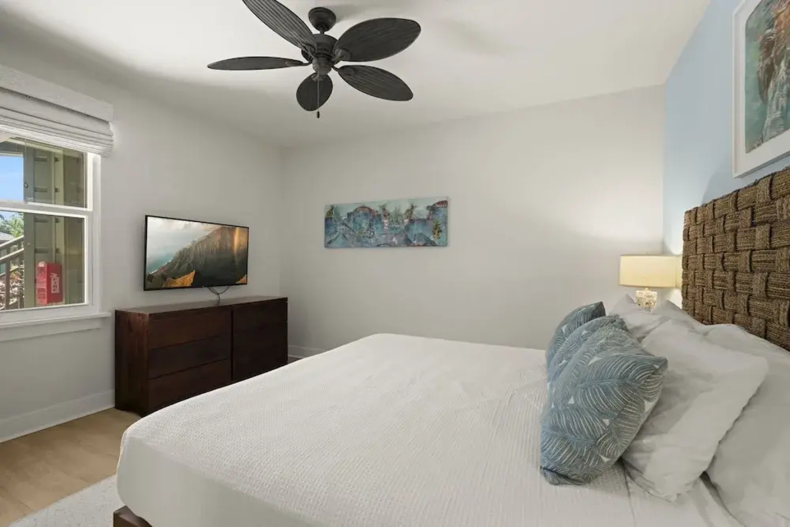 Pili Mai 5d 3 Bedroom Condo by RedAwning