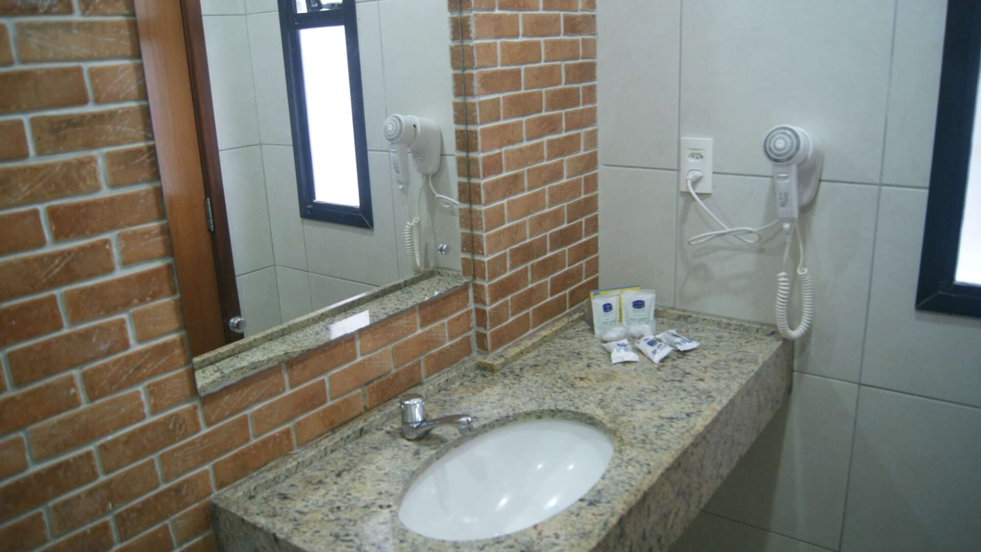 Littoral Express Hotel