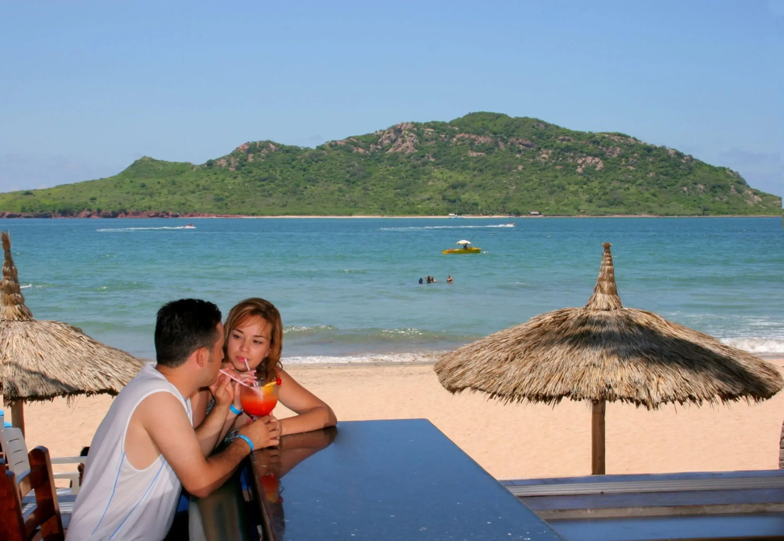 Suites Las Flores Beach Mazatlan